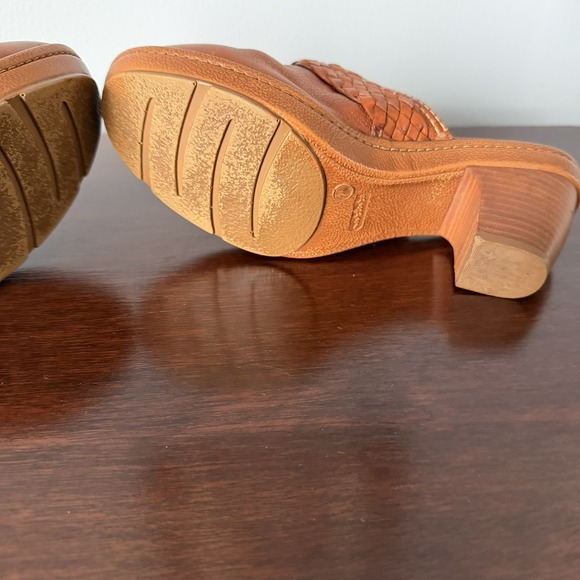 Nurture Brown Leather Clogs Braided Leather Buckle Womens Slip on Size 7.5 - Picture 11 of 14